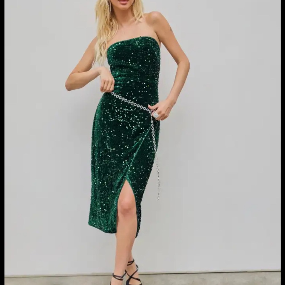 NWT Cider Elegant Green Sequin Strapless Dress, size XXS.